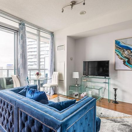 Gorgeous 1Br W/Parking Across The Scotiabank Arena Apartamento Toronto Exterior foto